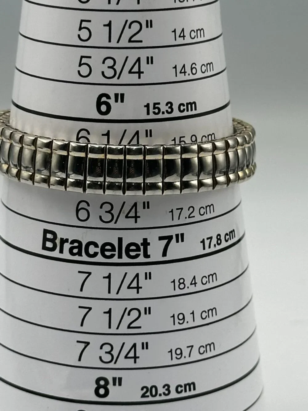 3/$30 Kathy Ireland Watch Women Silver Gold Two Tone Date Stretch Band 6.75